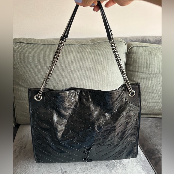 YSL MEDIUM NIKKI TOTE - EXCELLENT CONDITION!! - Picture 13 of 14